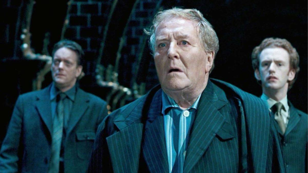 Robert Hardy, Harry Potter'da Cornelius Fudge ve Phoenix'in Düzeni